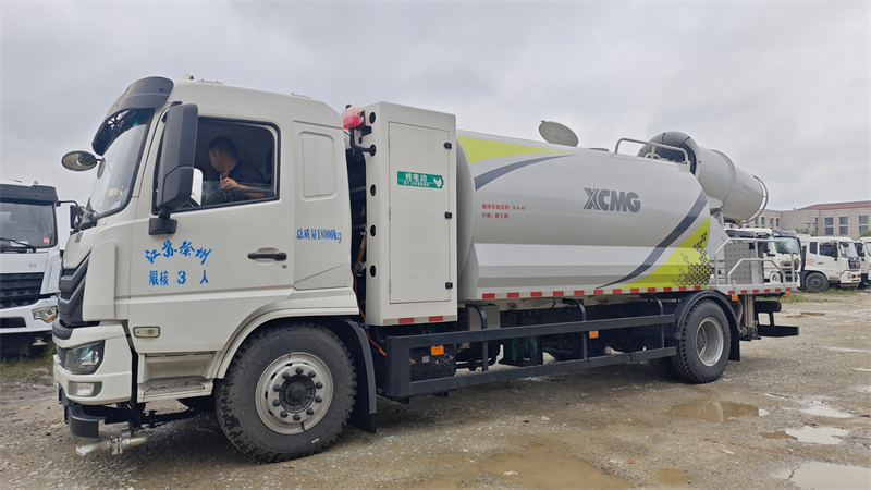 純電動100米抑塵車出租